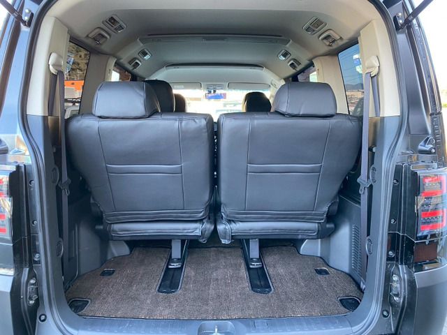 MITSUBISHI DELICA D:5 4WD 2008