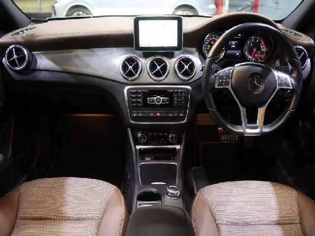 MERCEDES BENZ MERCEDES BENZ GLA class 2014