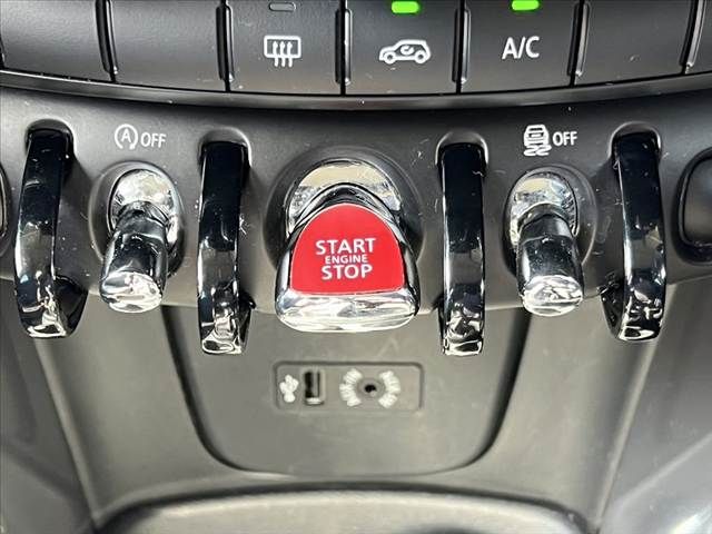 BMW BMW MINI ONE 5DOOR 2016