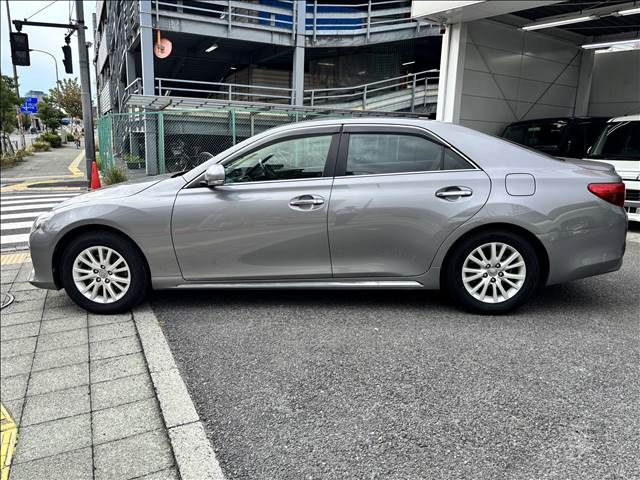 TOYOTA MARK X 2013