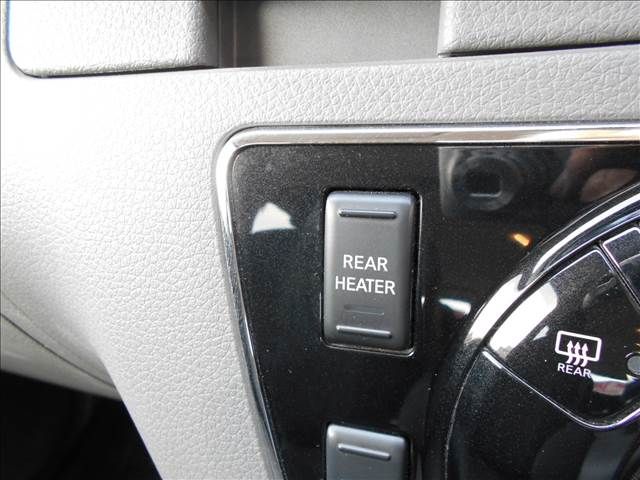 NISSAN NV350 CARAVAN 2018