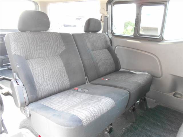 NISSAN NV350 CARAVAN 2018