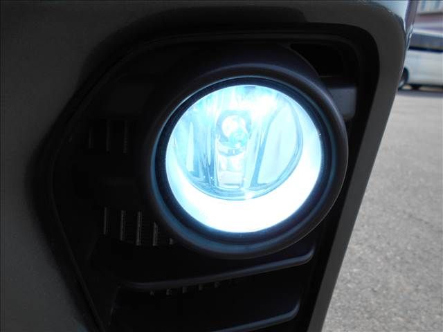 NISSAN NV350 CARAVAN 2018