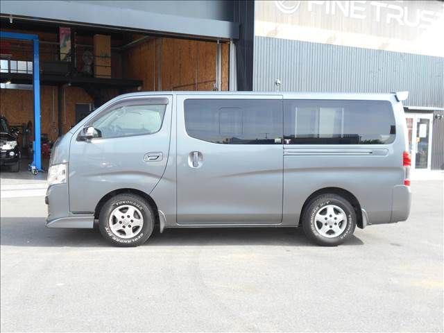 NISSAN NV350 CARAVAN 2018