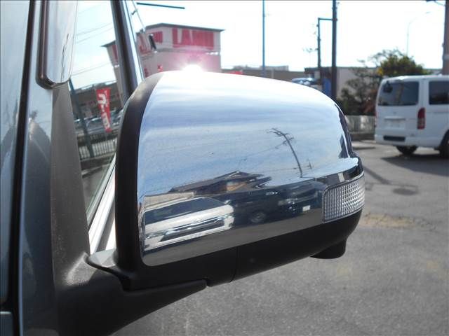 NISSAN NV350 CARAVAN 2018