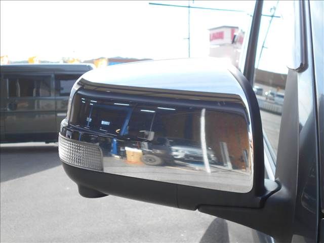 NISSAN NV350 CARAVAN 2018