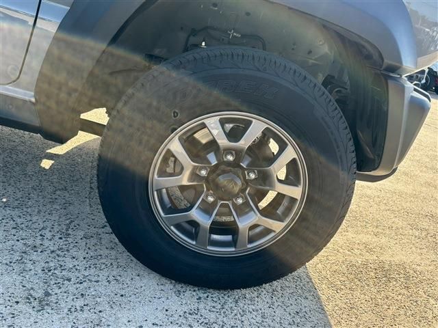 SUZUKI JIMNY SIERRA 2025