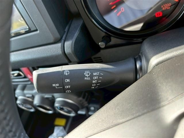 SUZUKI JIMNY SIERRA 2025