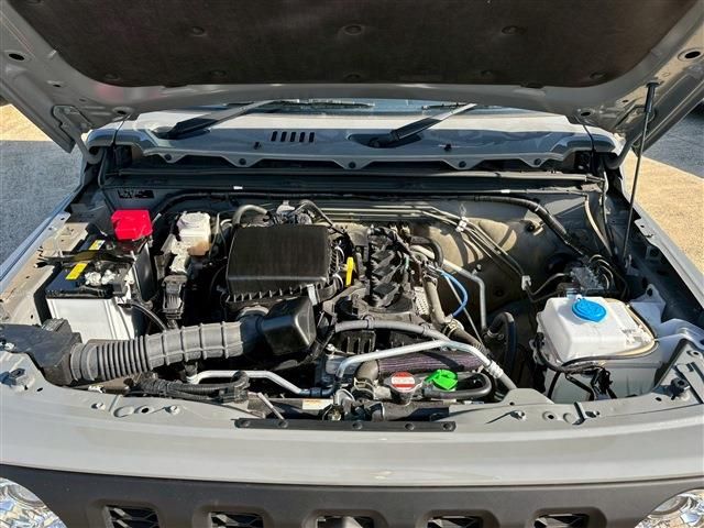 SUZUKI JIMNY SIERRA 2025