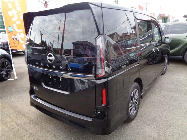 NISSAN SERENA  WG 2025