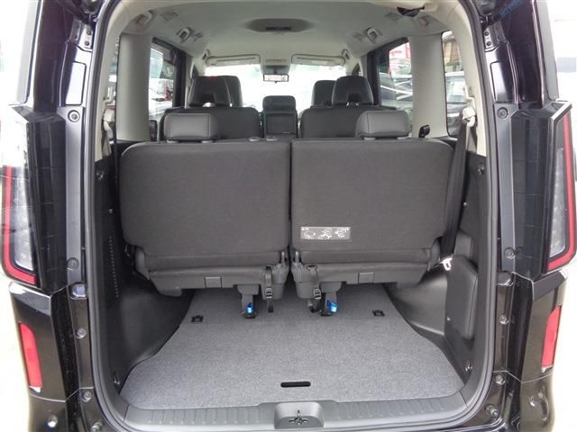 NISSAN SERENA  WG 2025