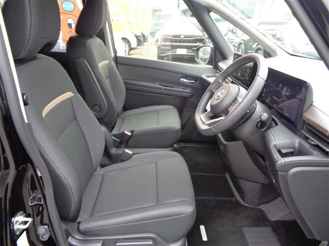 NISSAN SERENA  WG 2025