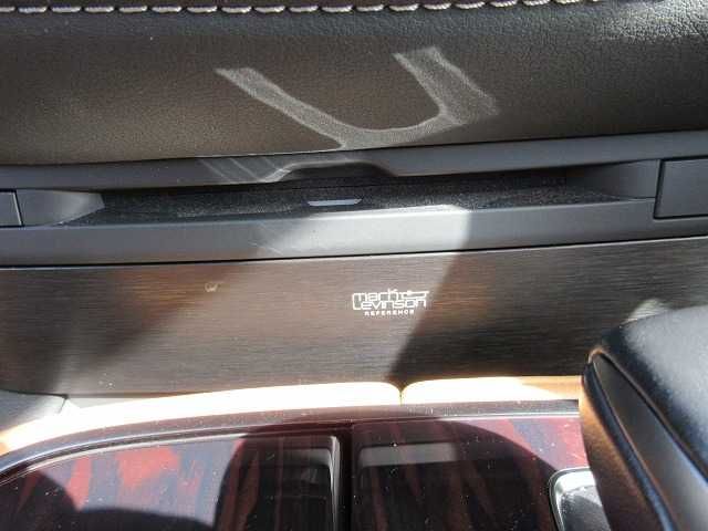 TOYOTA LEXUS LS500h 4WD 2022