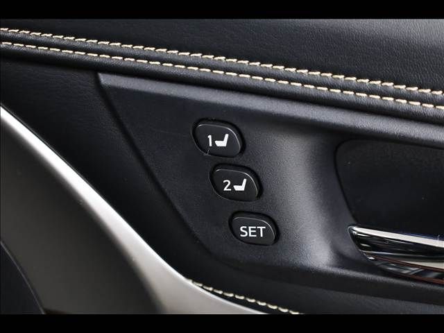 TOYOTA HARRIER HYBRID 2015