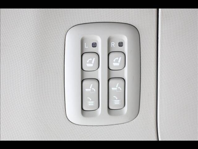 TOYOTA ESTIMA HYBRID 4WD 2009