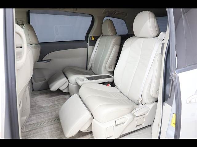 TOYOTA ESTIMA HYBRID 4WD 2009