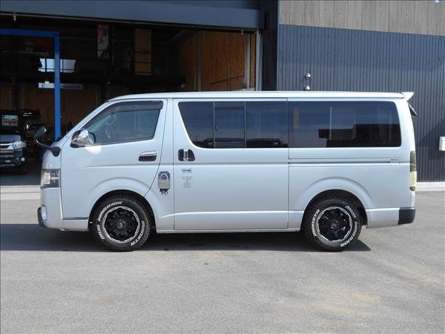 TOYOTA HIACE van 2WD 2006