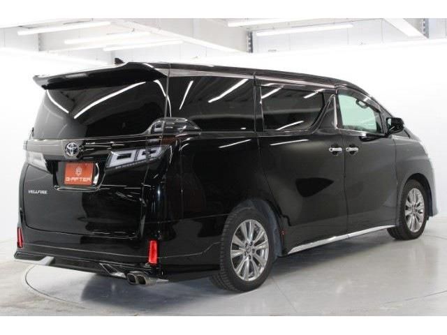 TOYOTA VELLFIRE 2020