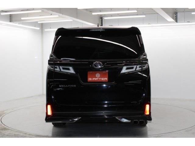 TOYOTA VELLFIRE 2020