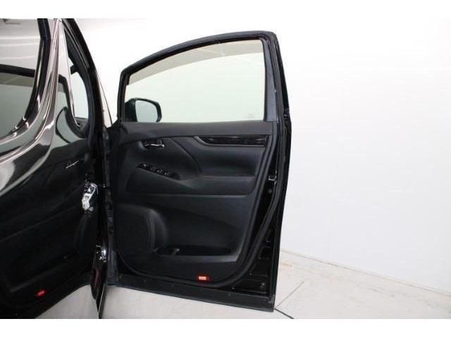 TOYOTA VELLFIRE 2020