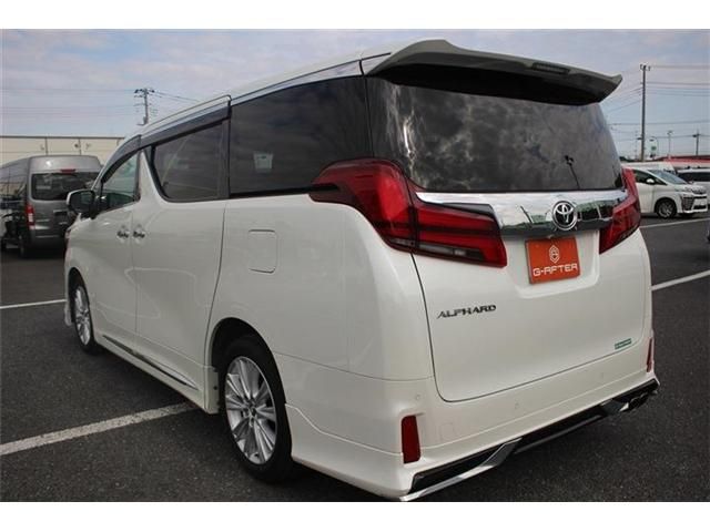 TOYOTA ALPHARD 2018