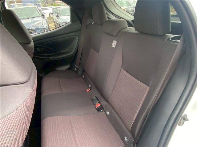 TOYOTA YARIS HYBRID 2022