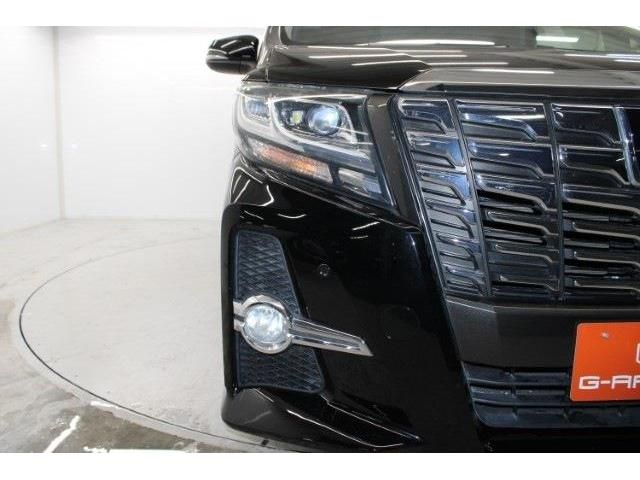 TOYOTA ALPHARD 2015