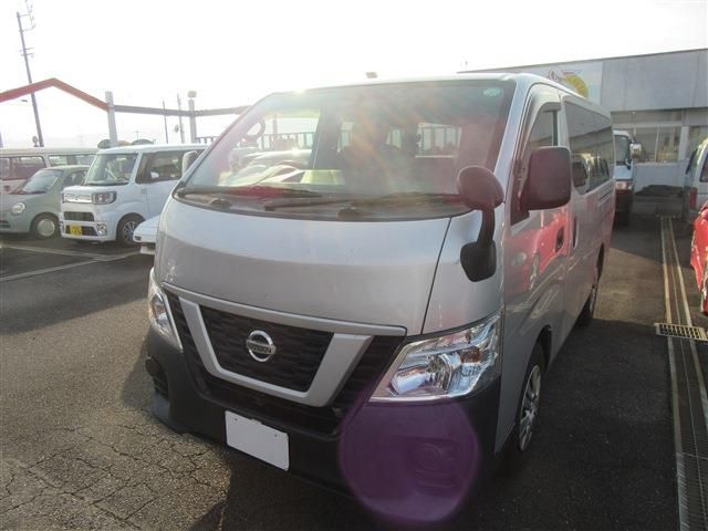 NISSAN NV350 CARAVAN 2020