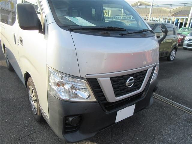 NISSAN NV350 CARAVAN 2020