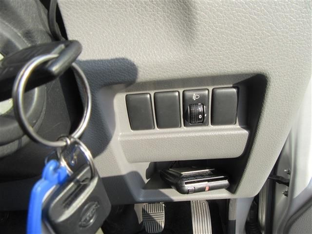 NISSAN NV350 CARAVAN 2020