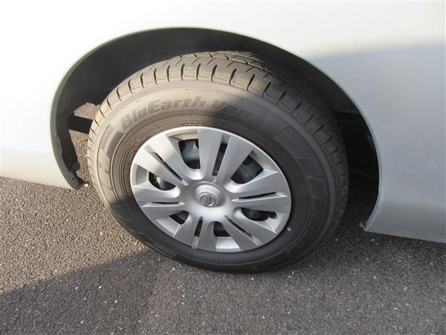 NISSAN NV350 CARAVAN 2020