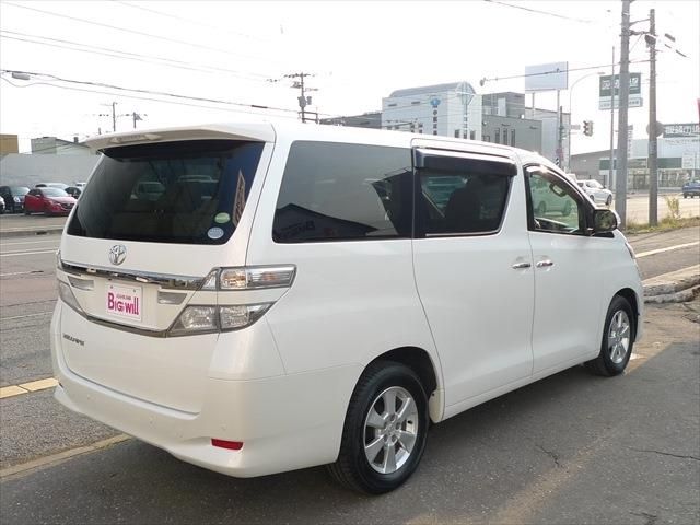 TOYOTA VELLFIRE 4WD 2013