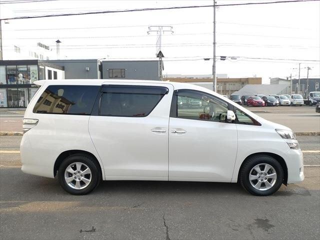 TOYOTA VELLFIRE 4WD 2013