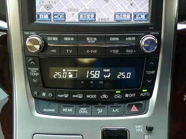 TOYOTA VELLFIRE 4WD 2013