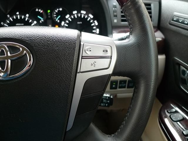 TOYOTA VELLFIRE 4WD 2013