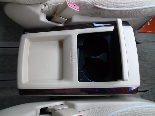 TOYOTA VELLFIRE 4WD 2013