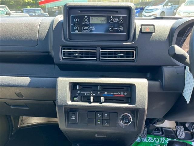 DAIHATSU HIJET truck 2022