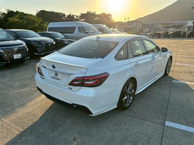 TOYOTA CROWN sedan hybrid 2019