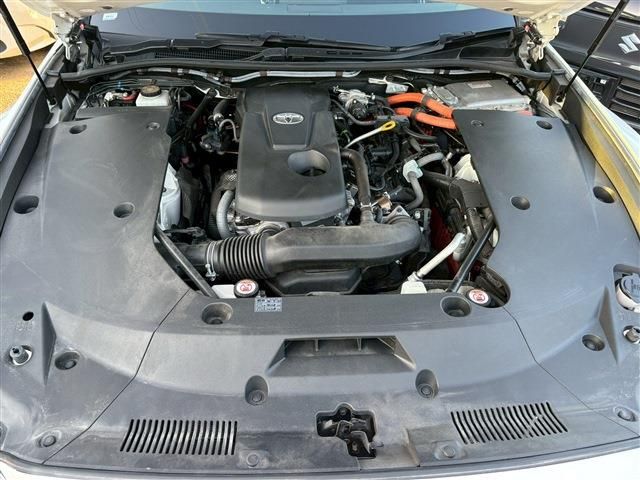 TOYOTA CROWN sedan hybrid 2019