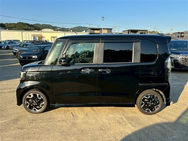 HONDA N BOX CUSTOM 2018