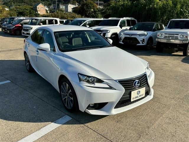 TOYOTA LEXUS IS300h 2014