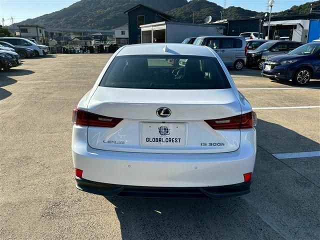 TOYOTA LEXUS IS300h 2014