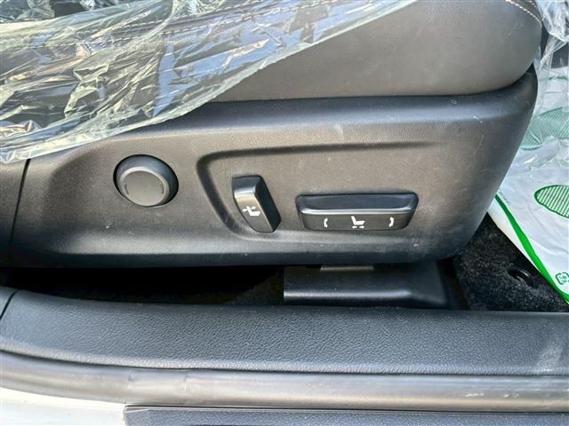 TOYOTA LEXUS IS300h 2014