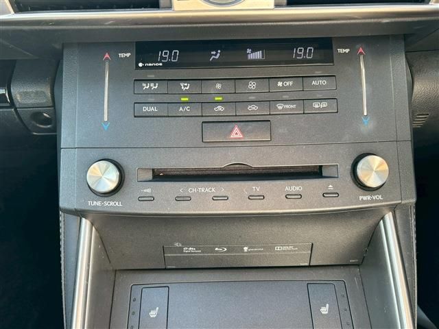 TOYOTA LEXUS IS300h 2014