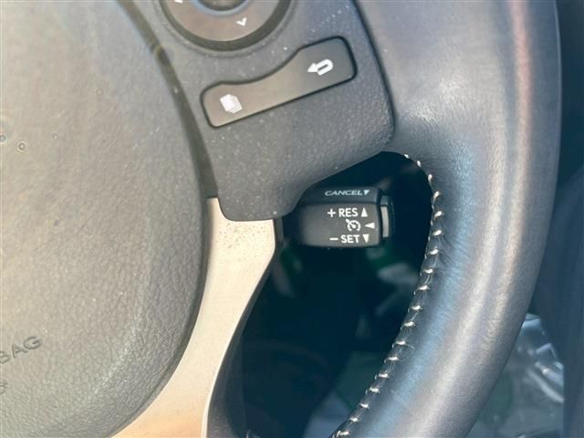 TOYOTA LEXUS IS300h 2014