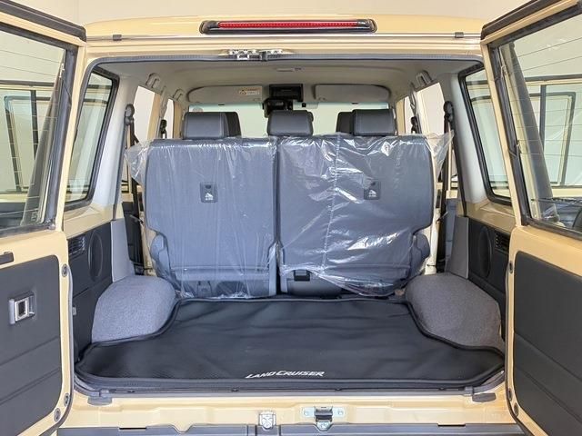 TOYOTA LANDCRUISER 70 2024