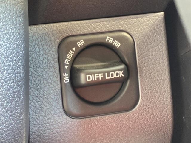 TOYOTA LANDCRUISER 70 2024