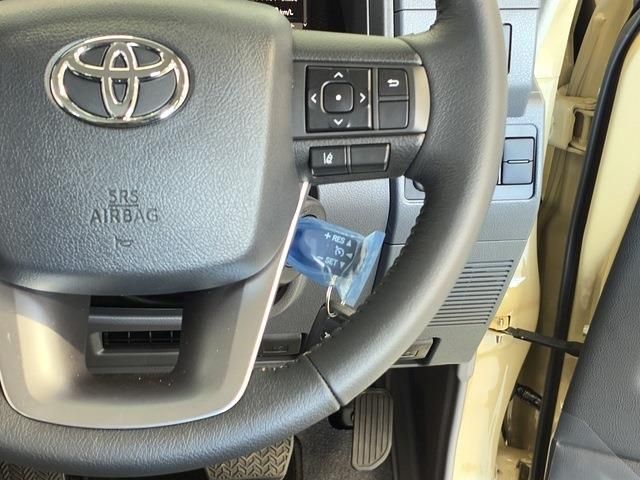 TOYOTA LANDCRUISER 70 2024