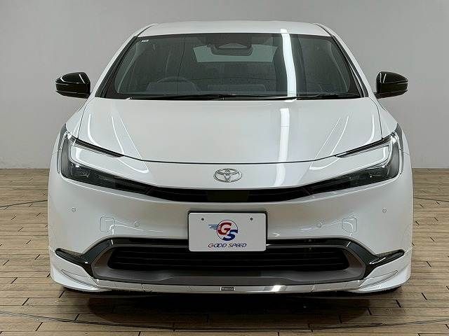 TOYOTA PRIUS 2024
