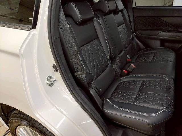 MITSUBISHI OUTLANDER PHEV 2018